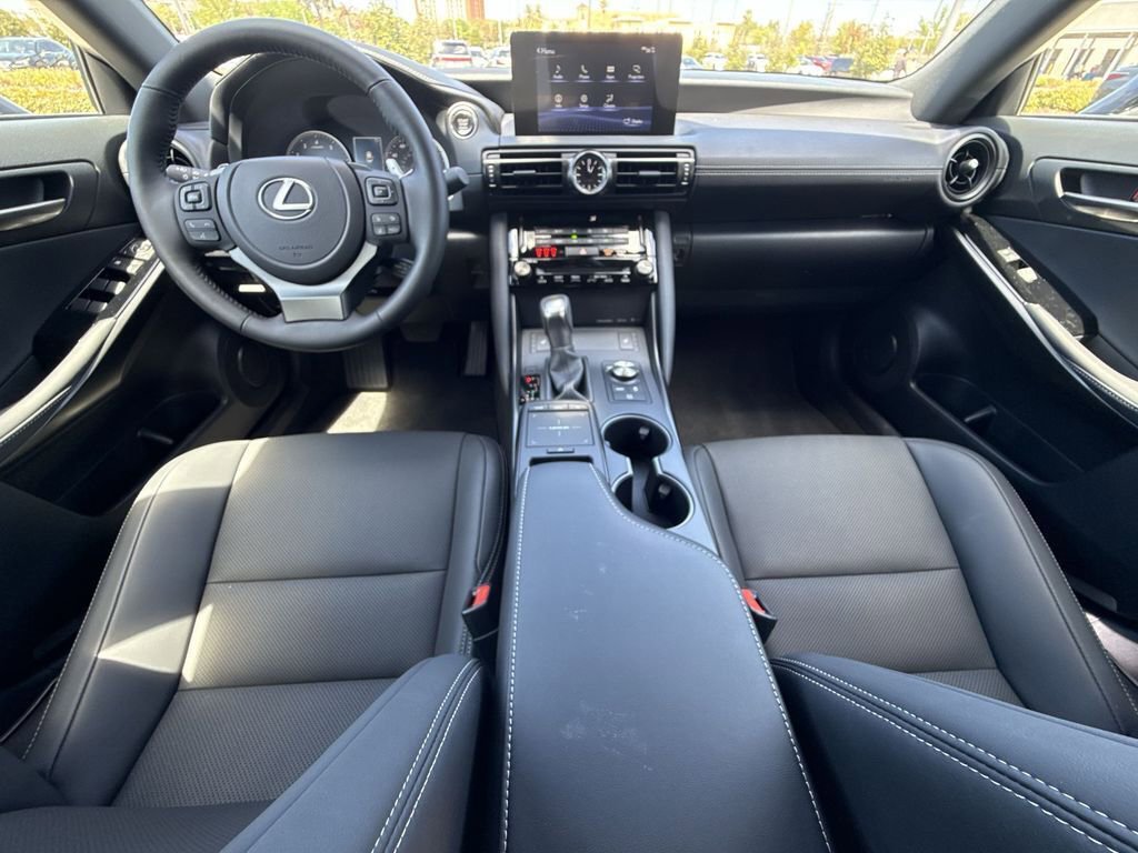 Used 2025 Lexus IS 350 F Sport image 19
