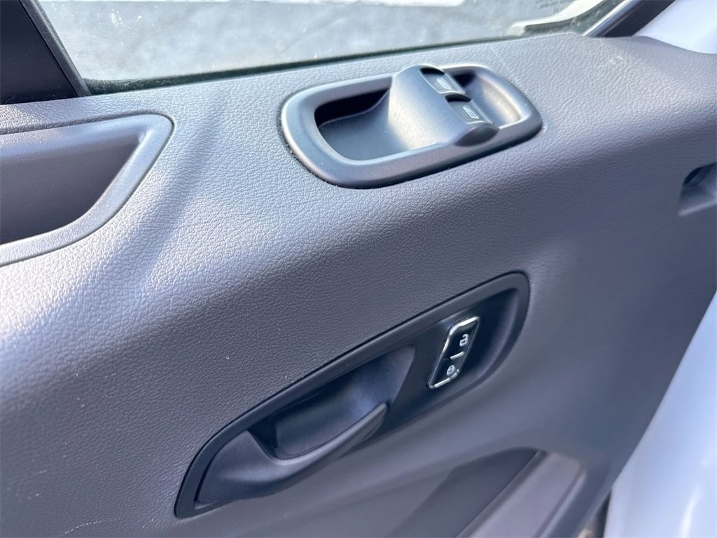 Used 2023 Ford Transit 350 XLT image 13