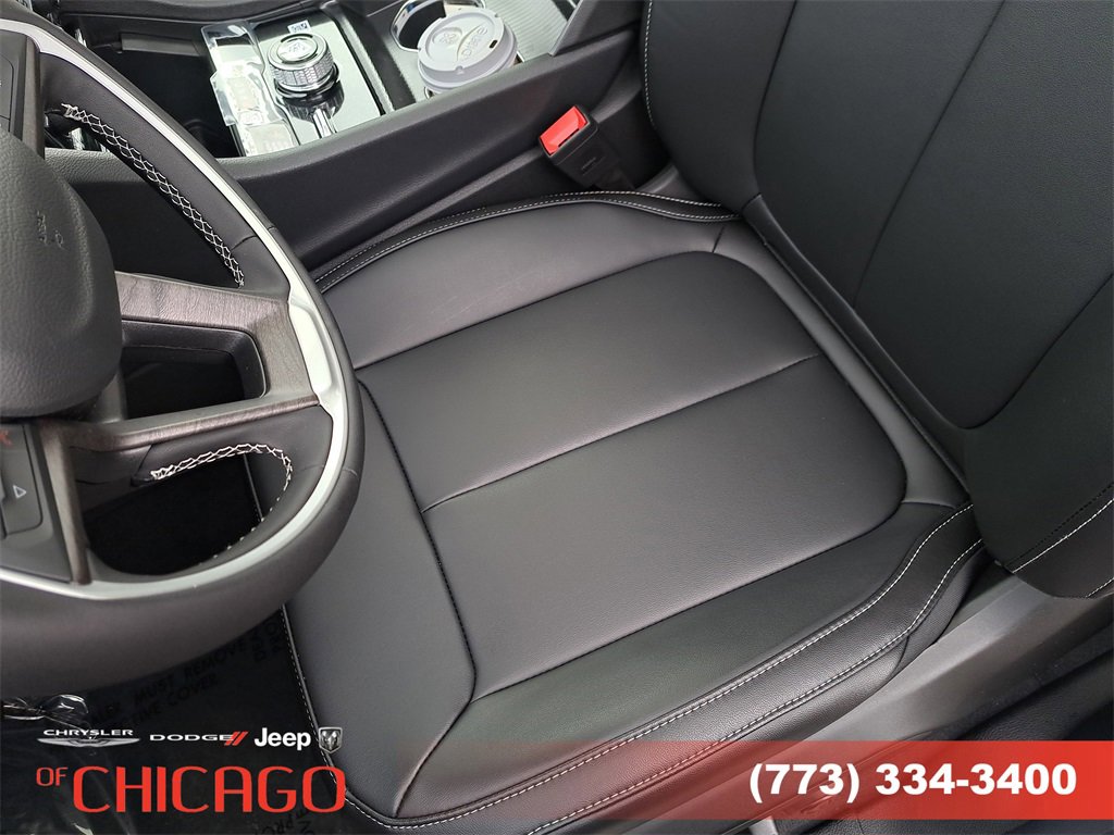 New 2025 Jeep Grand Cherokee Limited image 21