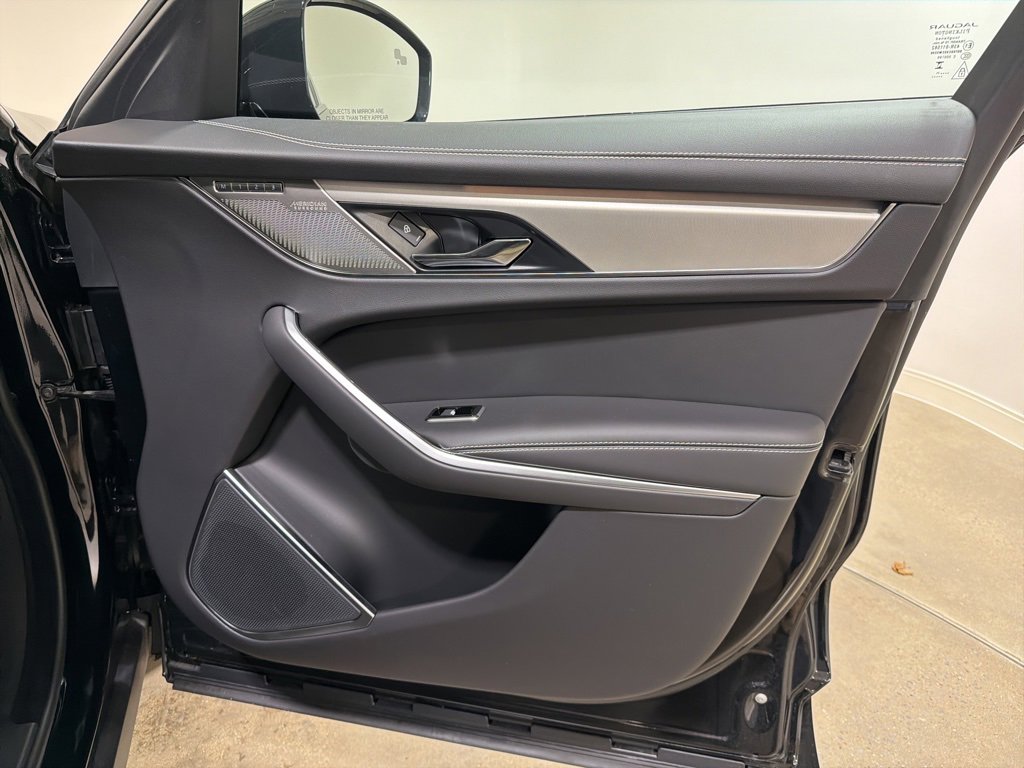 New 2026 Jaguar F-PACE R-Dynamic S image 23