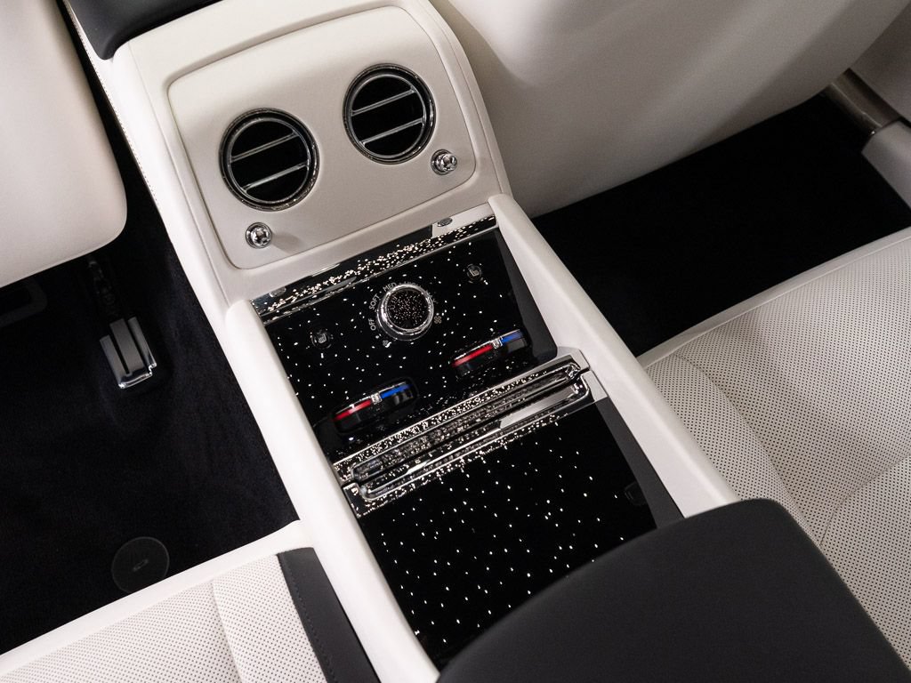 Certified 2024 Rolls-Royce Spectre w/ Spectre Launch Package AWD/4WD image 19
