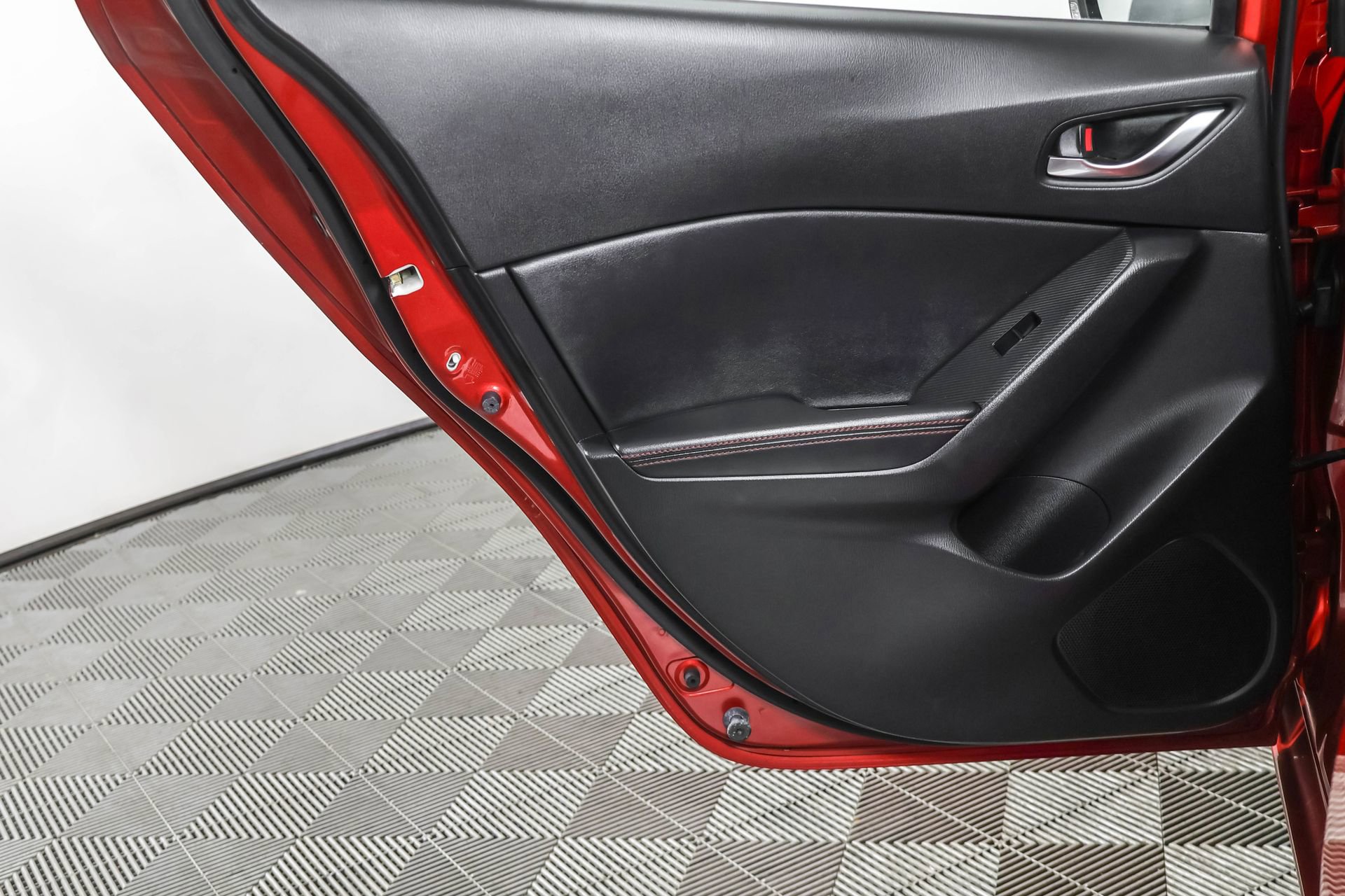 Used 2014 MAZDA MAZDA3 s Touring image 40