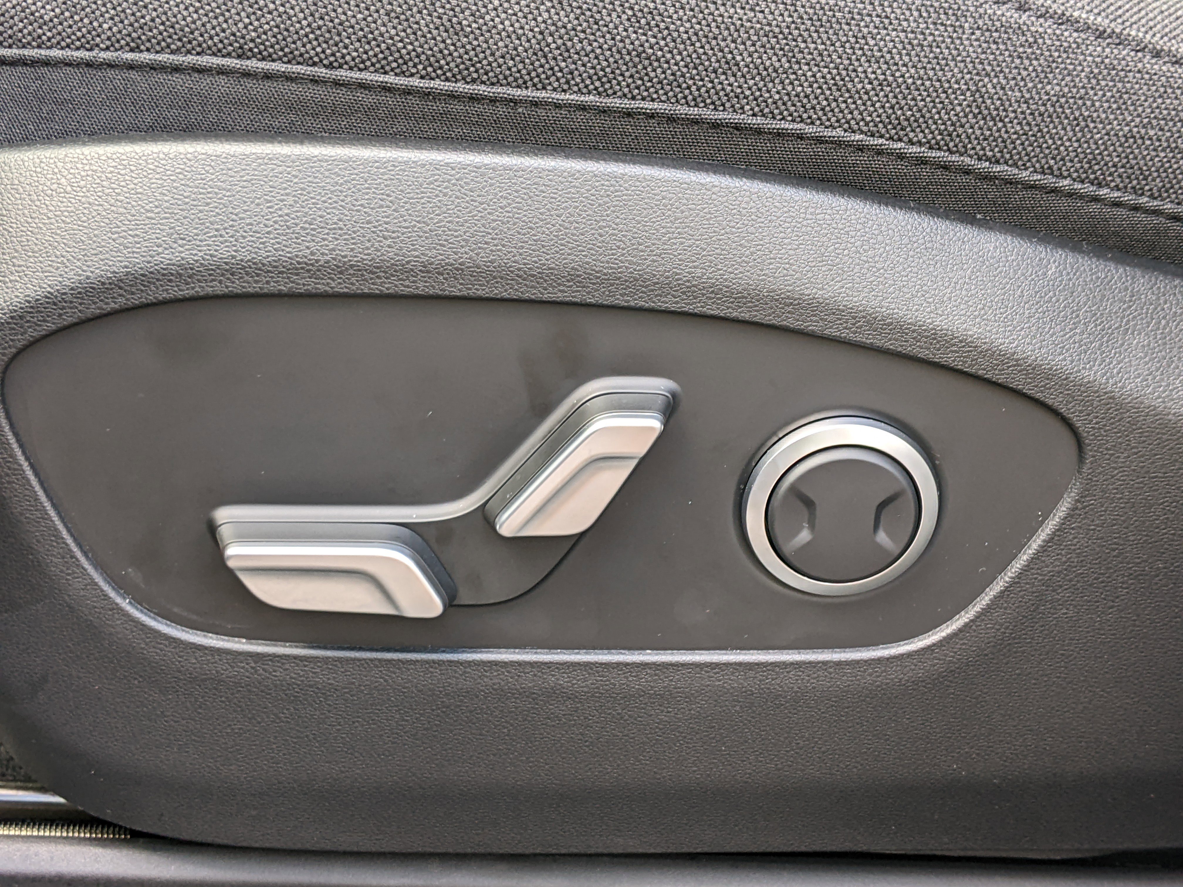 New 2026 Hyundai Ioniq 9 S image 17