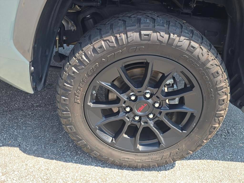 Used 2024 Toyota Tundra Limited AWD/4WD image 10