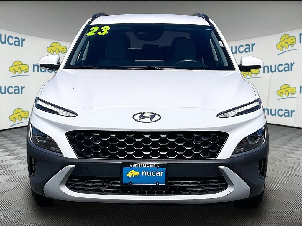 Used 2023 Hyundai Kona SEL FWD image 2