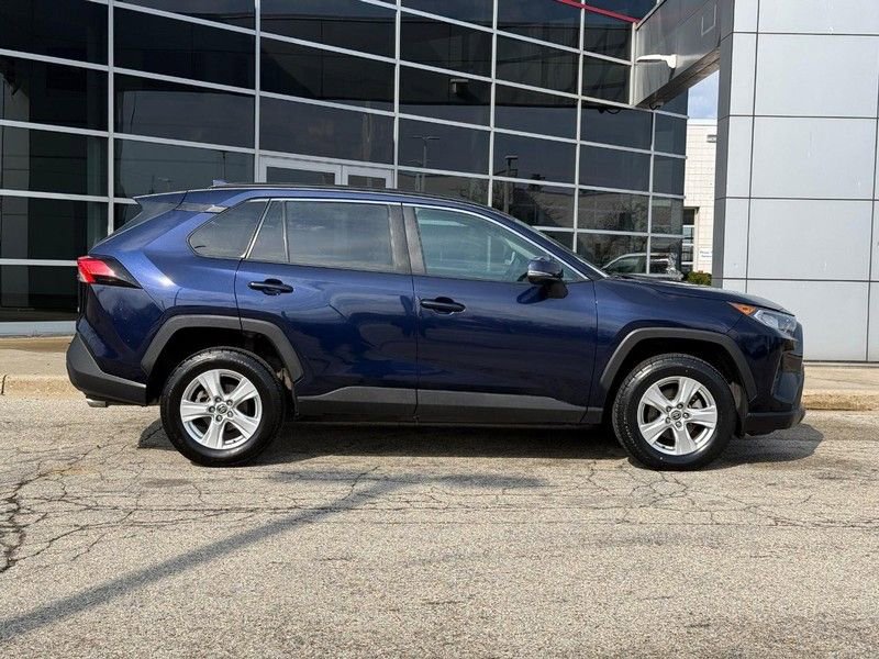 Used 2021 Toyota RAV4 XLE FWD video 2