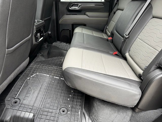 Used 2024 Chevrolet Silverado 2500 ZR2 w/ Technology Package image 7