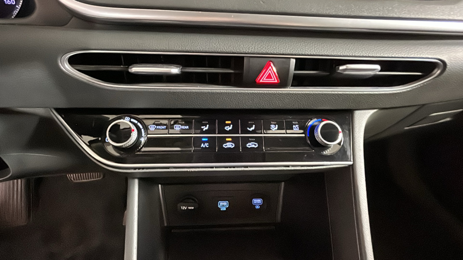 Used 2020 Hyundai Sonata SE w/ Cargo Package FWD image 26