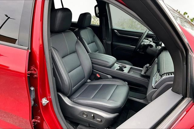 Used 2024 GMC Acadia Elevation image 7