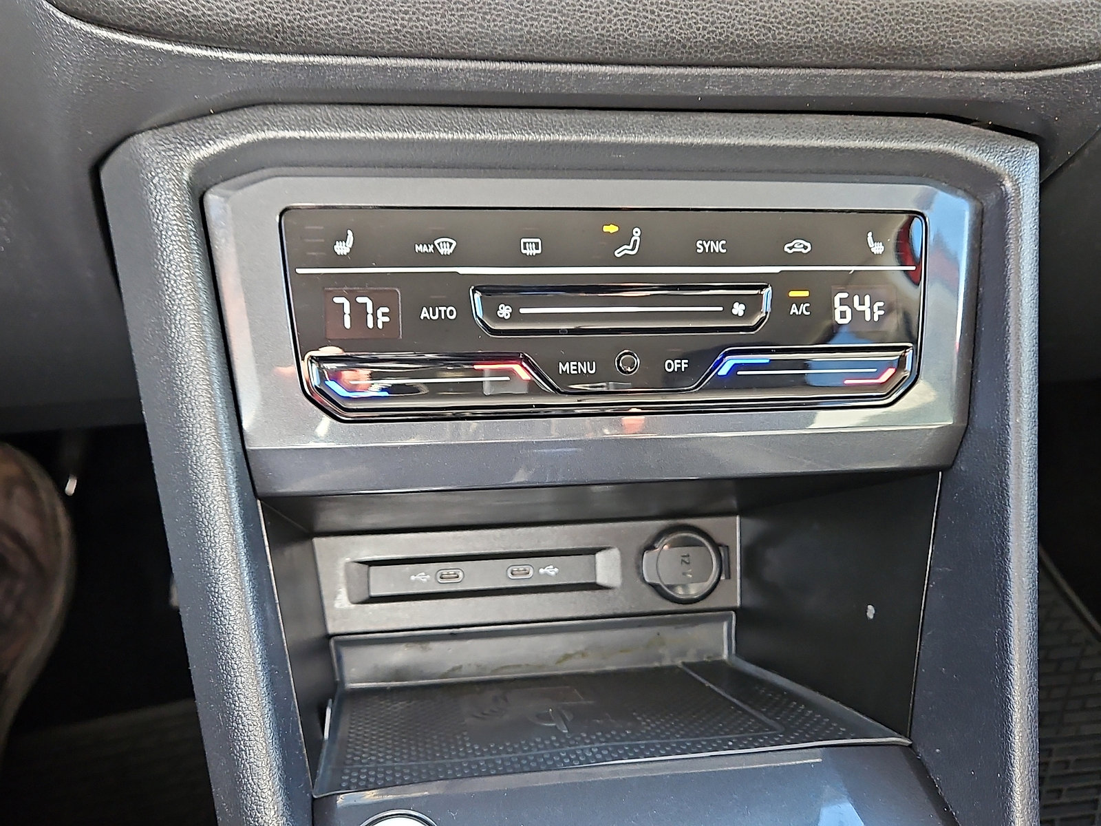 Certified 2022 Volkswagen Tiguan SE image 15