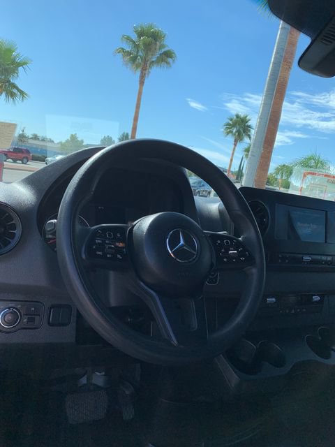 Used 2023 Mercedes-Benz Sprinter 2500 image 25