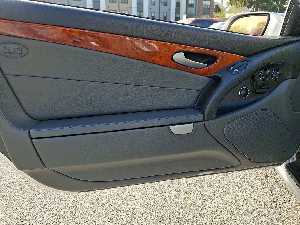 Used 2005 Mercedes-Benz SL 500 image 11