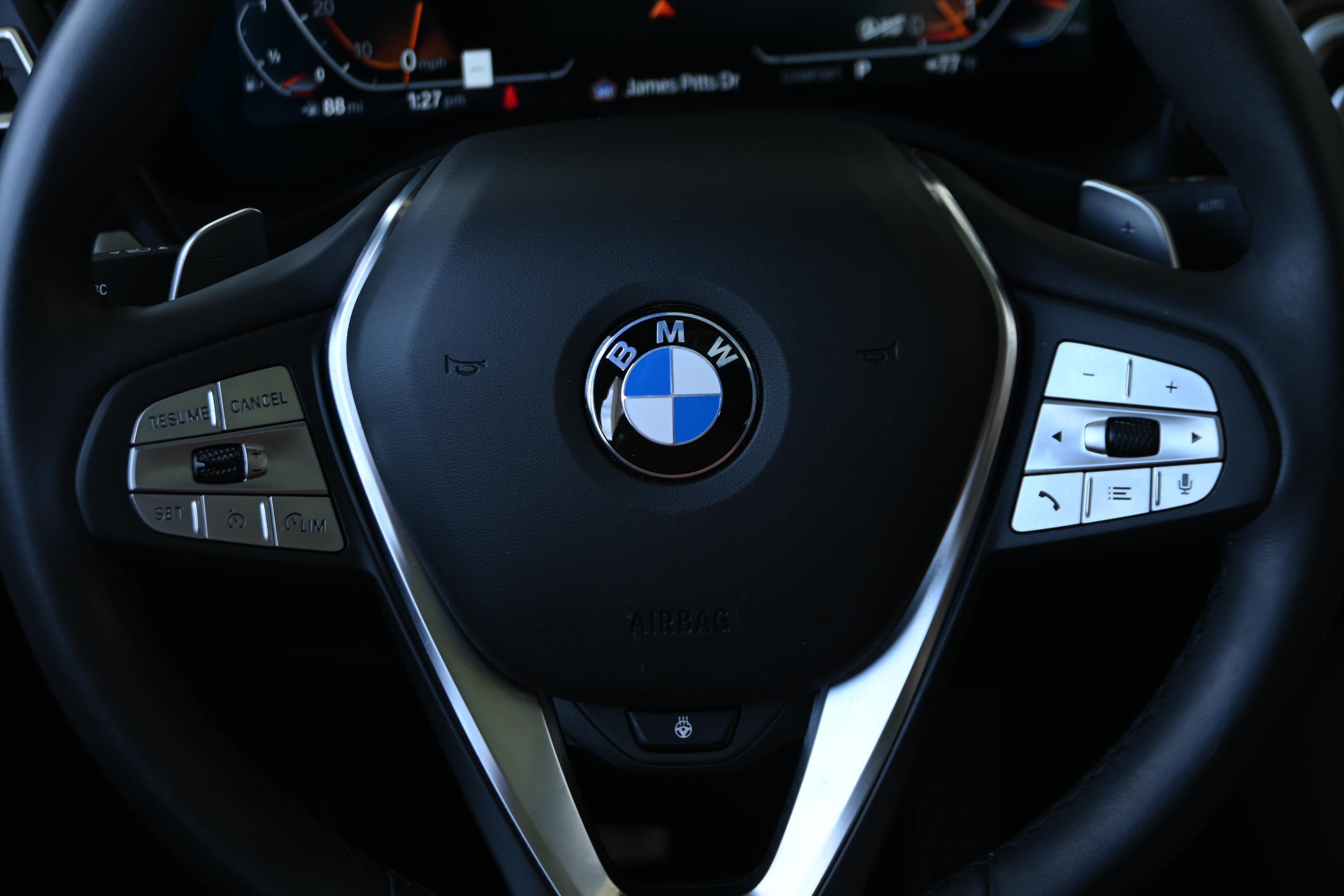 Certified 2025 BMW X4 xDrive30i AWD/4WD image 28