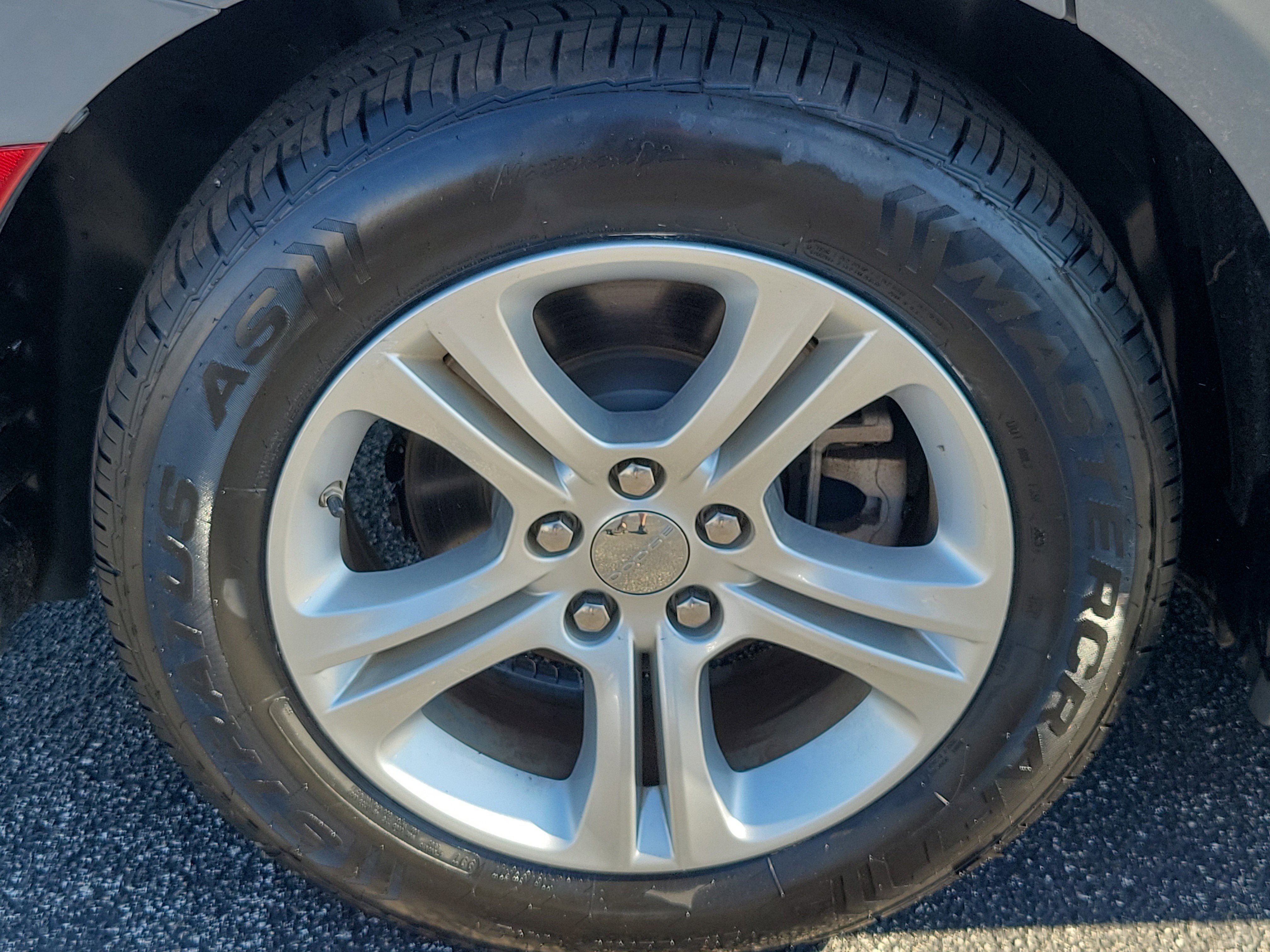 Used 2023 Dodge Charger SXT image 7