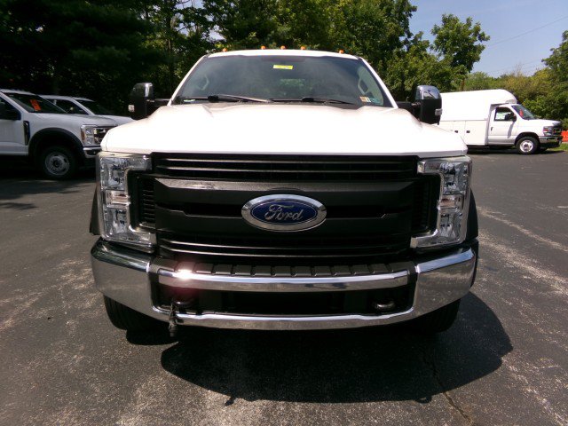 Used 2019 Ford F450 XL w/ XL Value Package AWD/4WD image 3