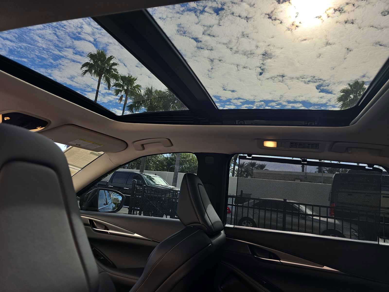 Certified 2024 INFINITI QX60 Luxe image 30