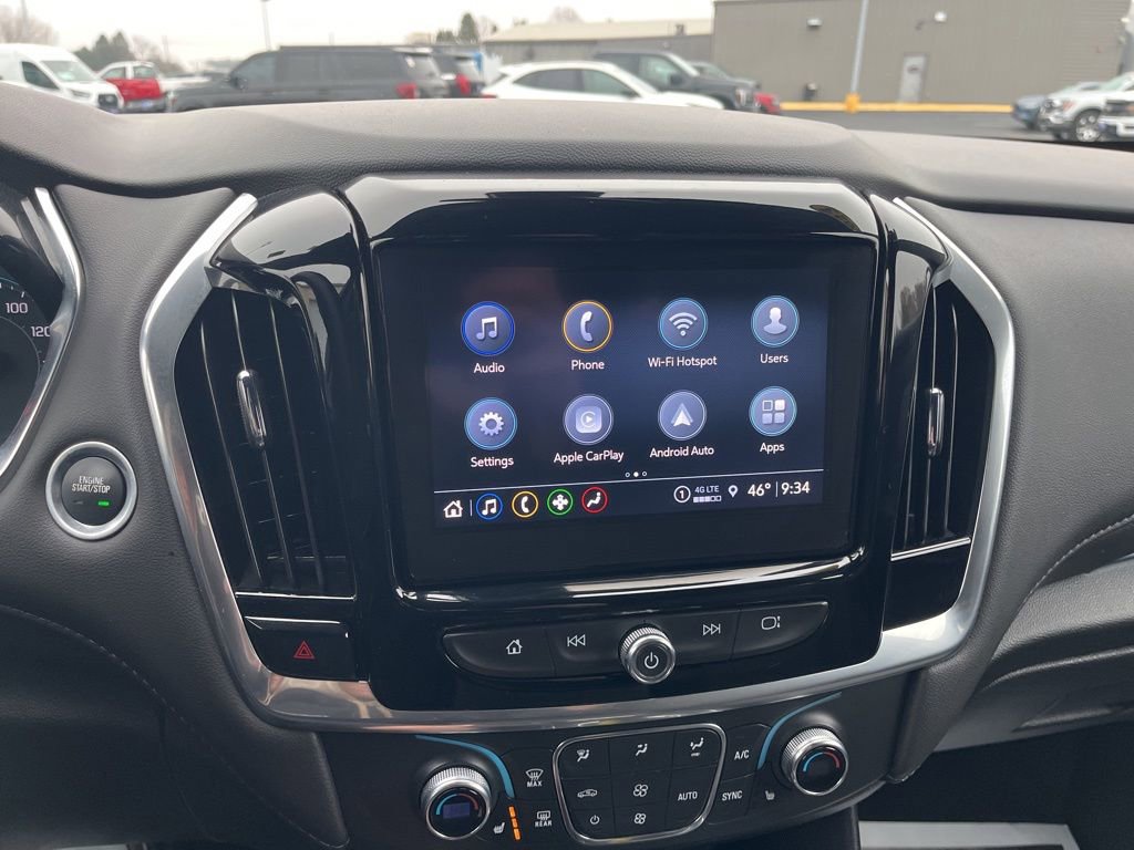 Used 2023 Chevrolet Traverse LT image 18