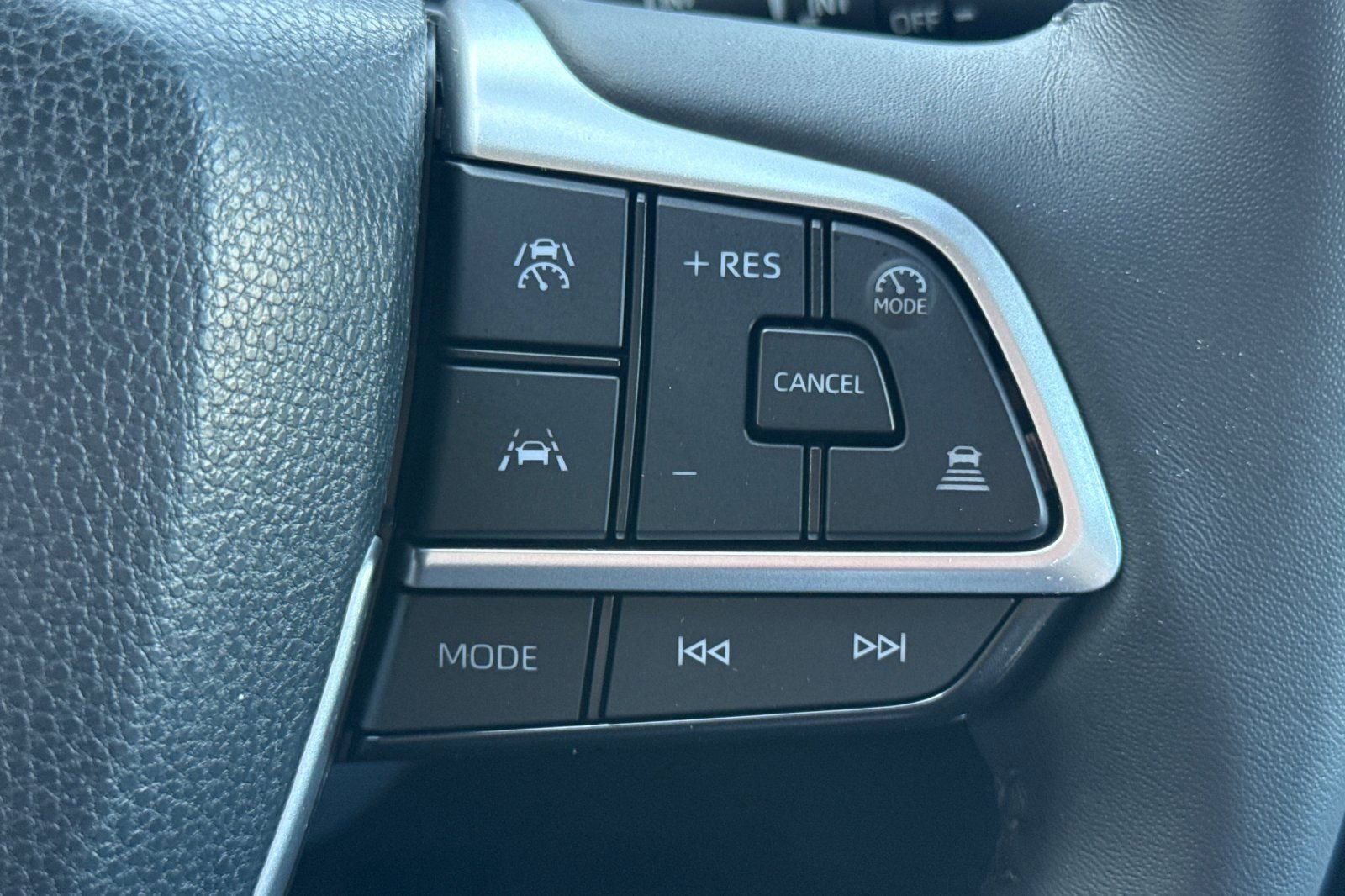 Certified 2025 Toyota Grand Highlander AWD image 29