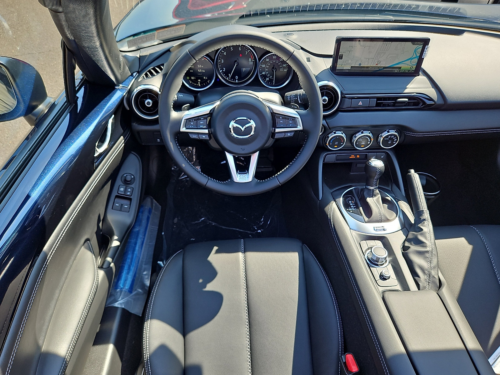 New 2026 MAZDA MX-5 Miata Grand Touring w/ Weather Package RWD image 8