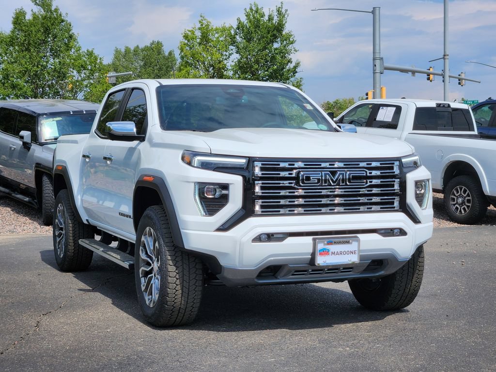 New 2026 GMC Canyon Denali w/ LPO, Black Badging Package AWD/4WD image 4