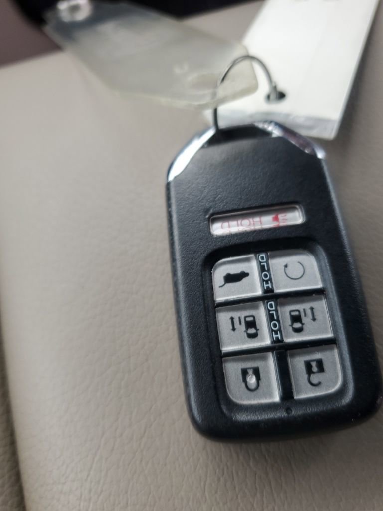 Certified 2023 Honda Odyssey EX-L image 32