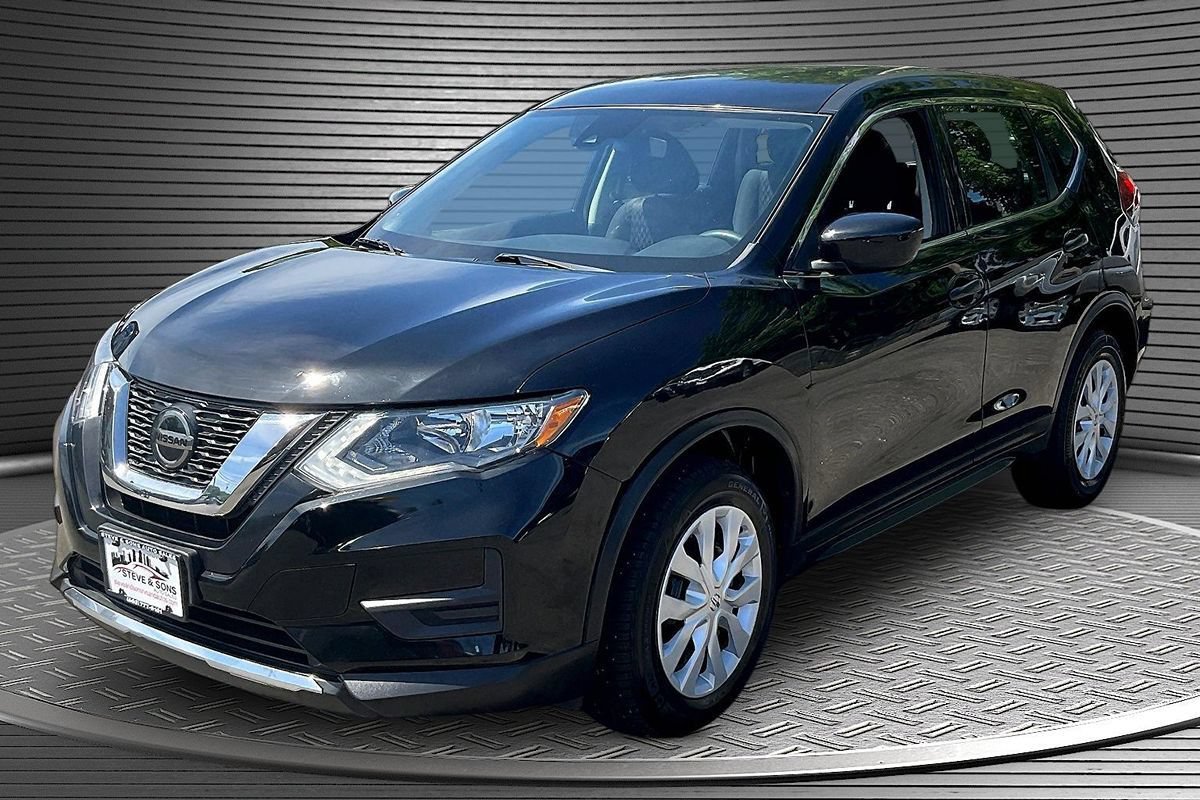 Used 2020 Nissan Rogue S FWD image 3