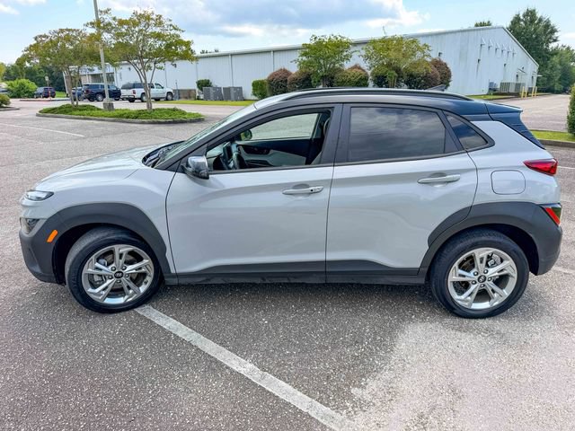 Used 2023 Hyundai Kona SEL FWD image 6