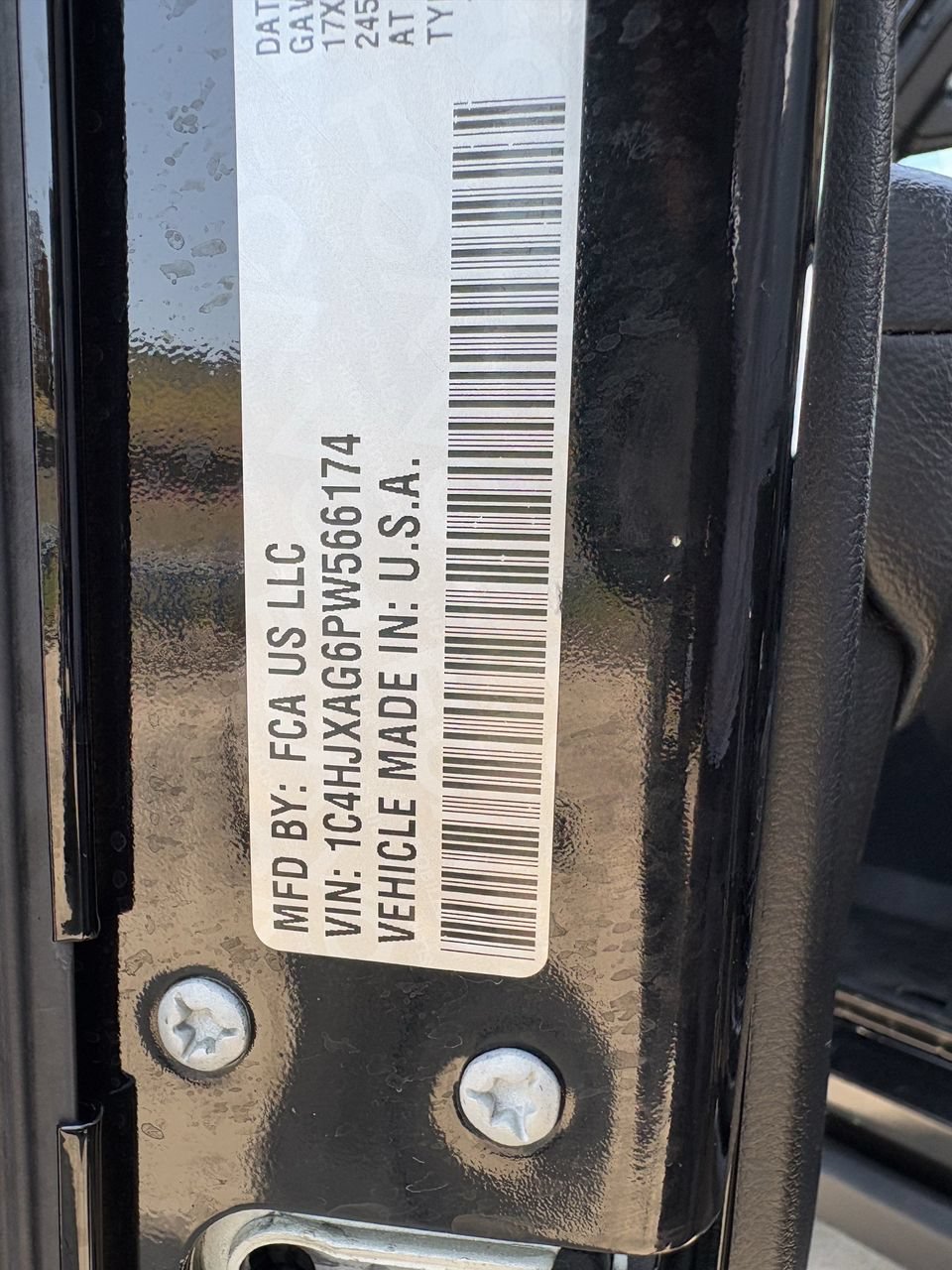 Used 2023 Jeep Wrangler Sport AWD/4WD image 33