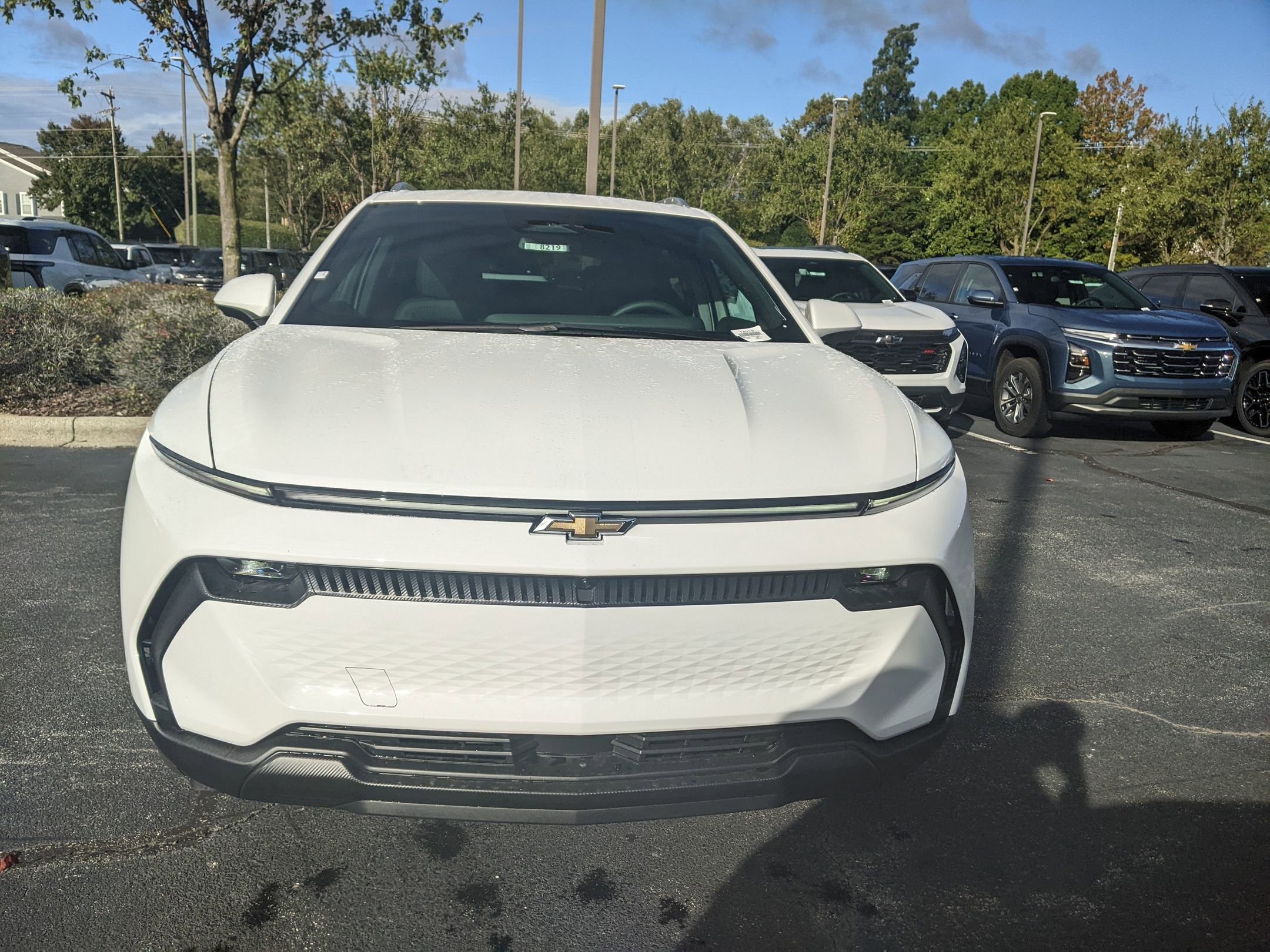 New 2026 Chevrolet Equinox EV LT video 2