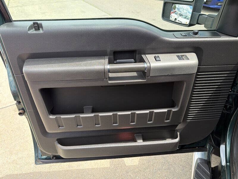 Used 2011 Ford F250 Lariat AWD/4WD image 12