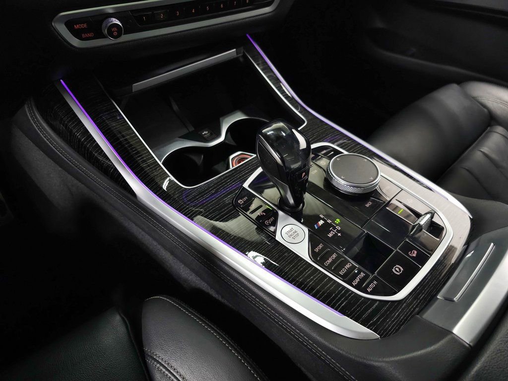 Used 2021 BMW X7 M50i w/ Cold Weather Package image 40
