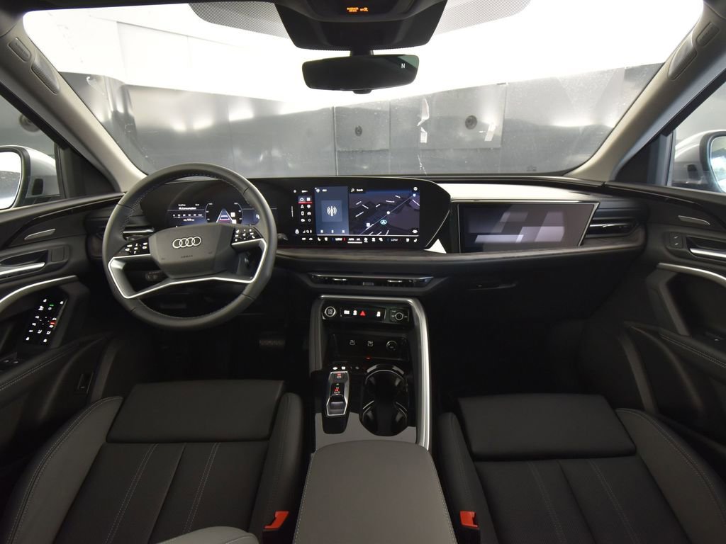 New 2025 Audi Q5 Prestige image 14