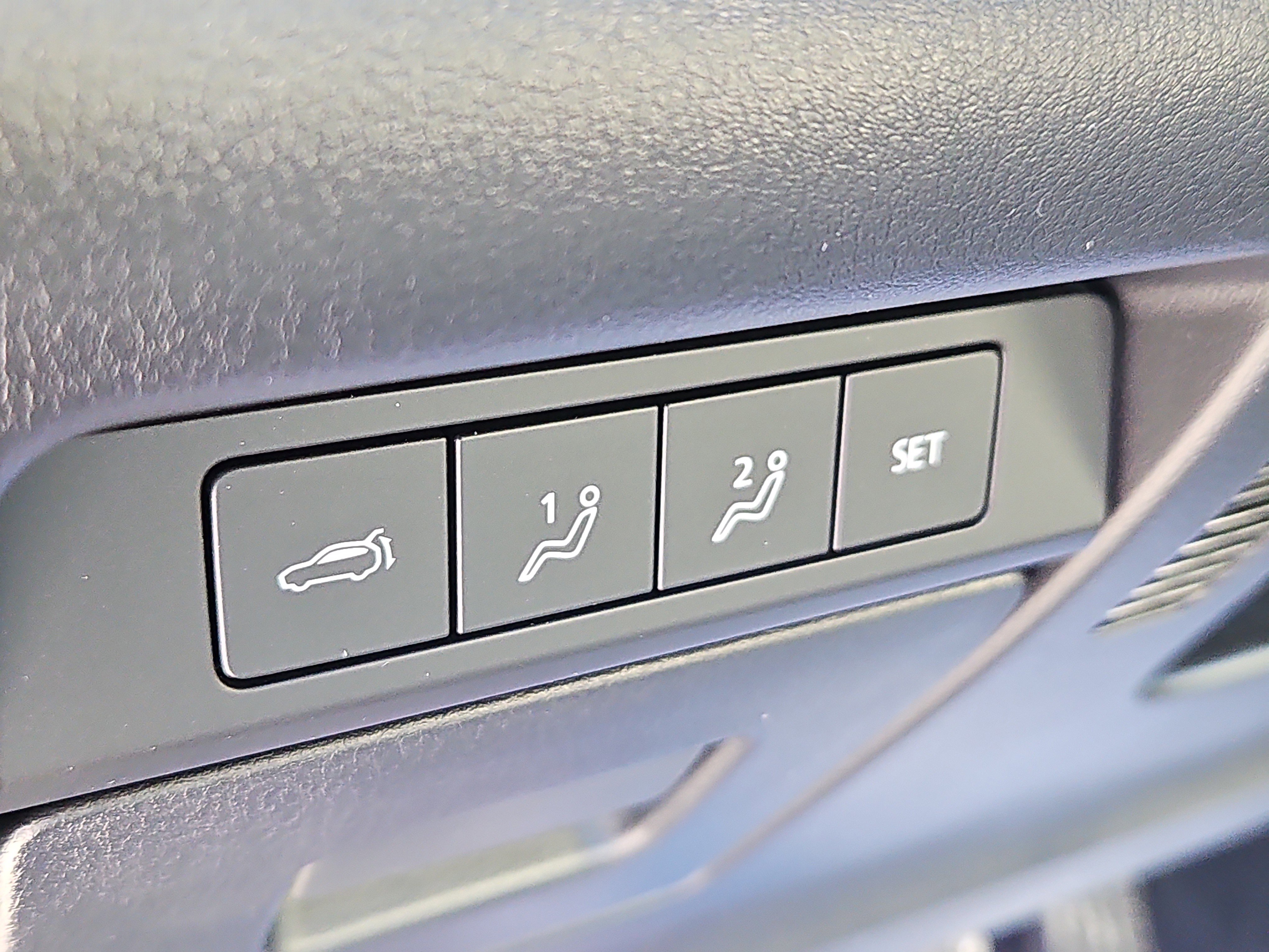 Certified 2025 MAZDA CX-30 AWD 2.5 S w/ Premium Package image 12