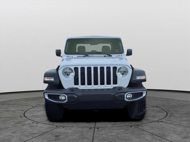 Used 2023 Jeep Gladiator Sport AWD/4WD image 2