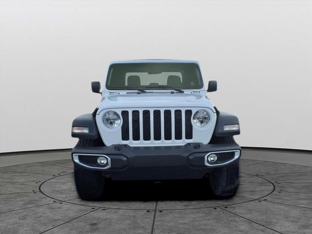 Used 2023 Jeep Gladiator Sport image 2