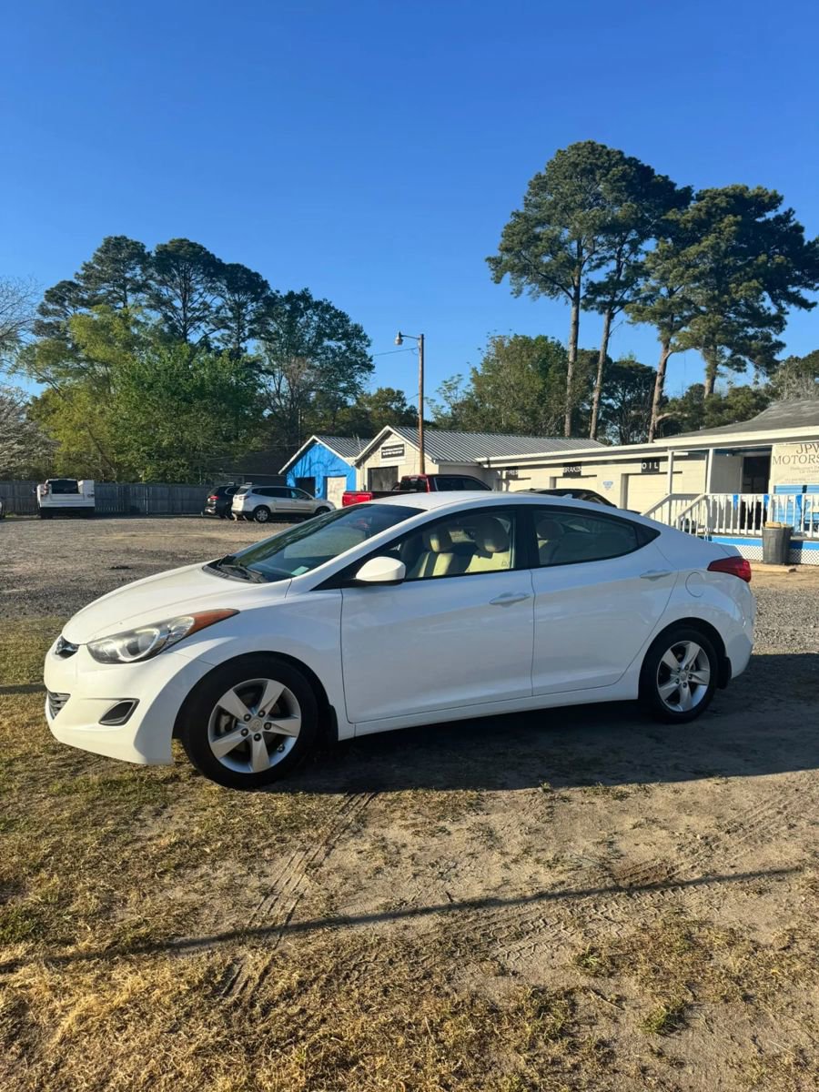 Used 2013 Hyundai Elantra GLS image 5