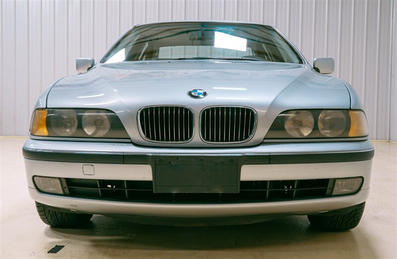 Used 1997 BMW 540i Sedan RWD image 12