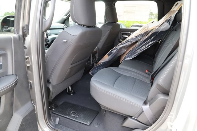 New 2026 RAM 2500 Big Horn AWD/4WD image 17