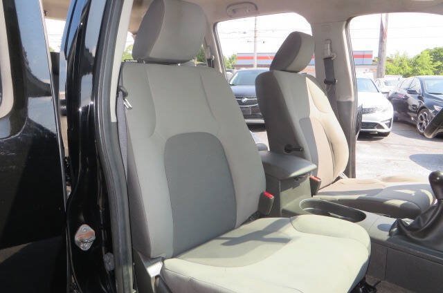 Used 2011 Nissan Xterra S AWD/4WD image 29