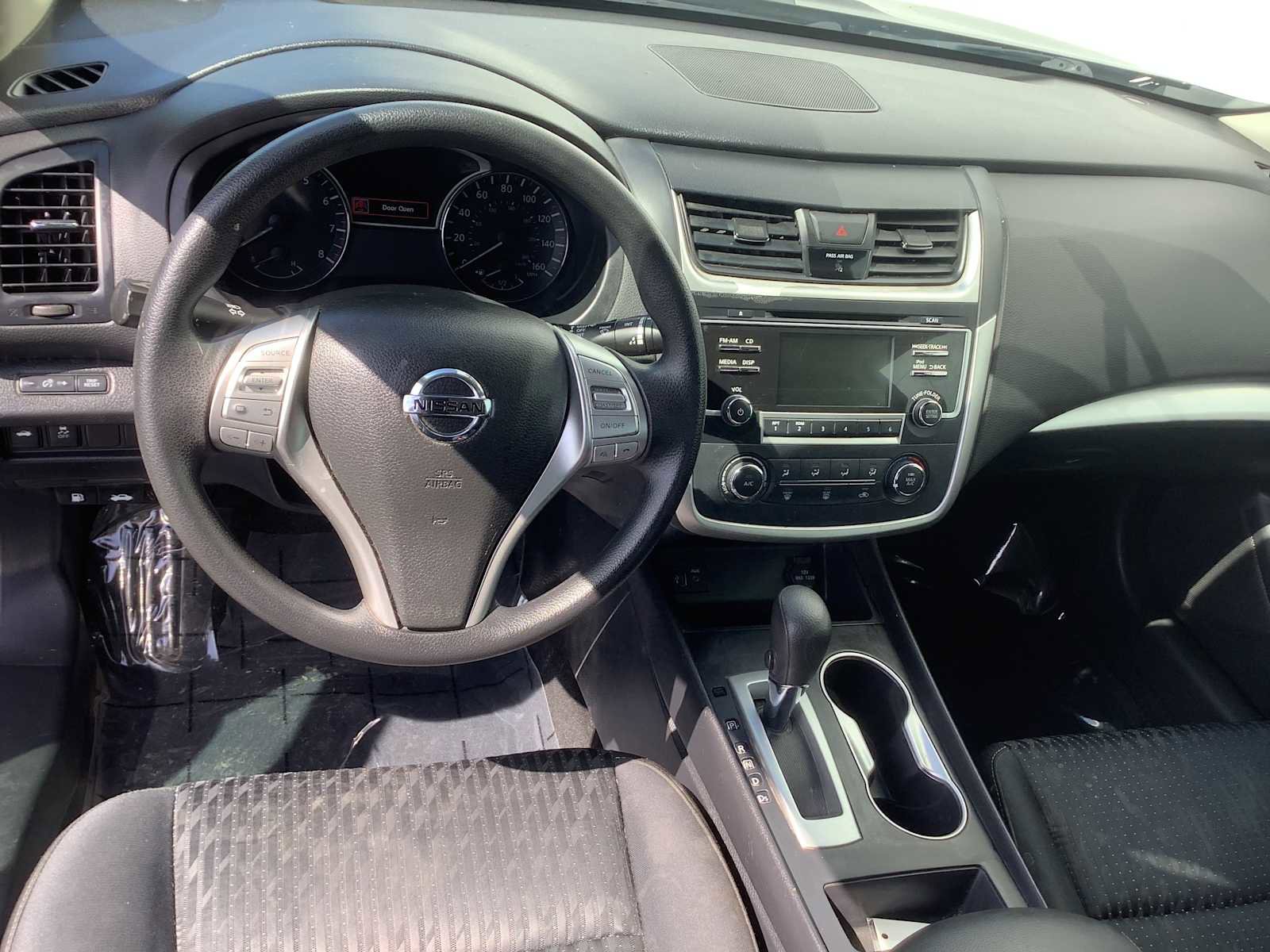 Used 2017 Nissan Altima 2.5 S w/ Power Driver Seat Package FWD image 10