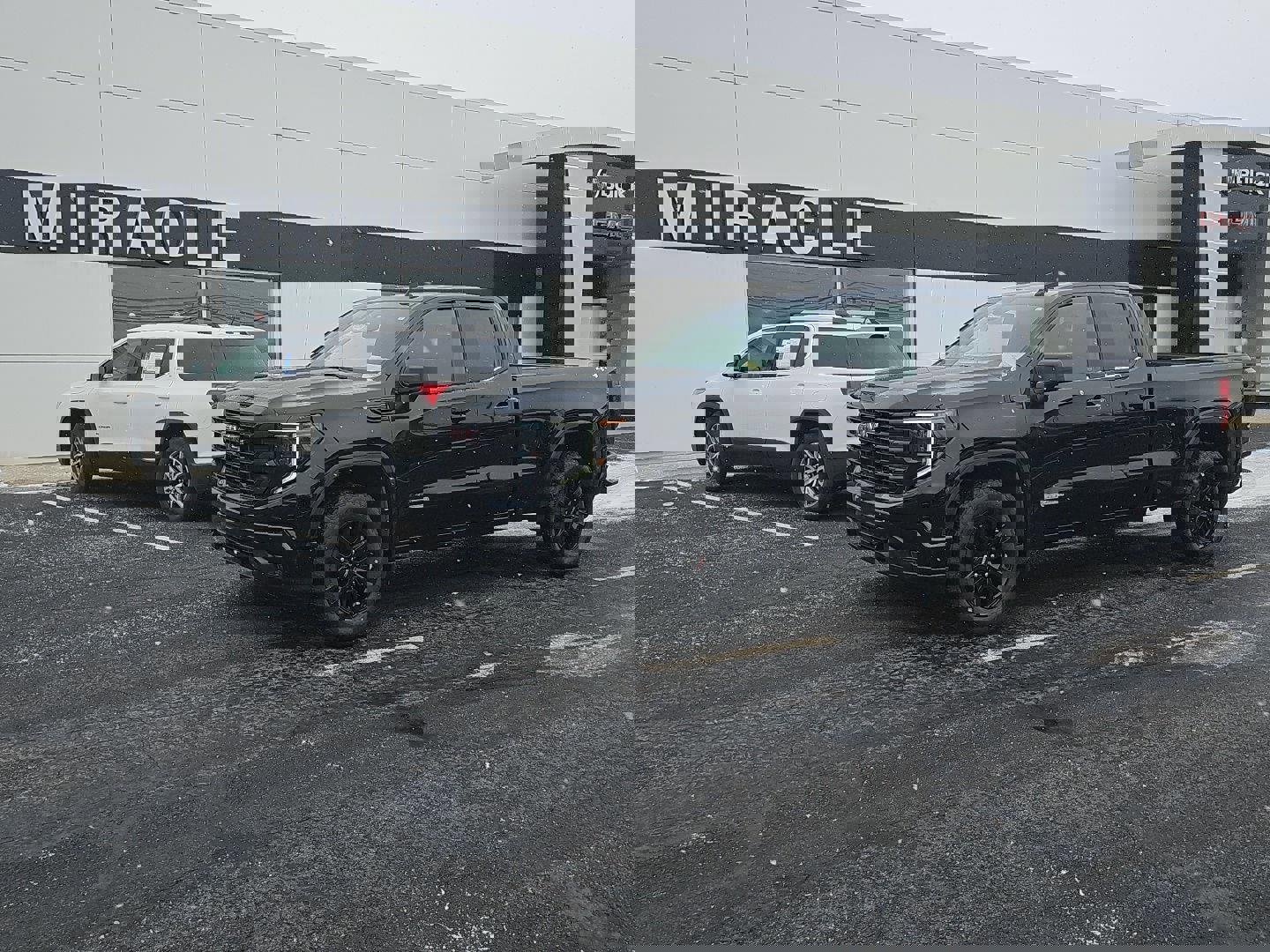 Certified 2024 GMC Sierra 1500 Elevation image 1