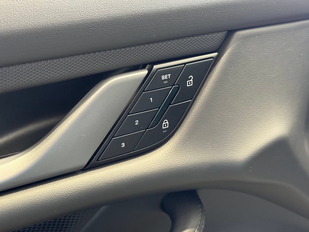 New 2026 Porsche Taycan AWD/4WD image 24