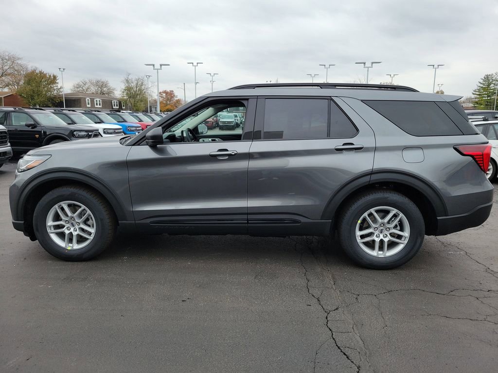 New 2026 Ford Explorer Active image 7