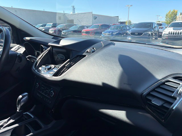 Used 2019 Ford Escape Titanium AWD/4WD image 20