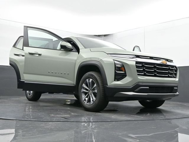 New 2026 Chevrolet Equinox LT w/ LPO, Floor Liner Package image 65
