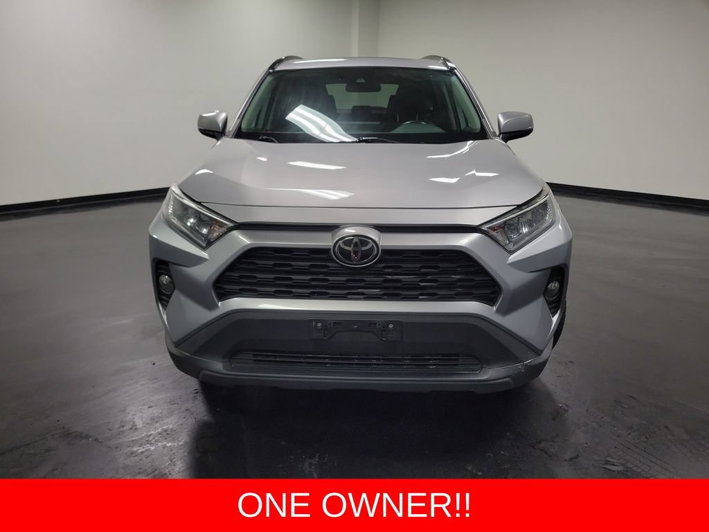 Used 2020 Toyota RAV4 XLE w/ Convenience Package AWD/4WD image 2