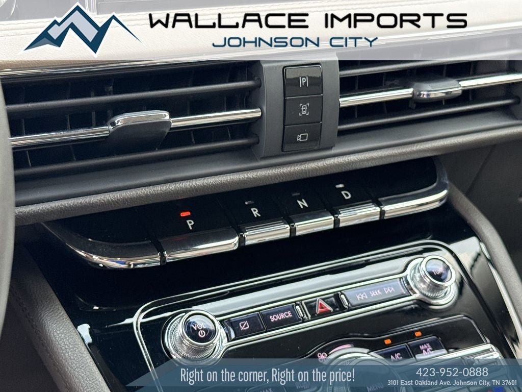 Used 2021 Lincoln Corsair Reserve w/ Elements Package AWD/4WD image 17