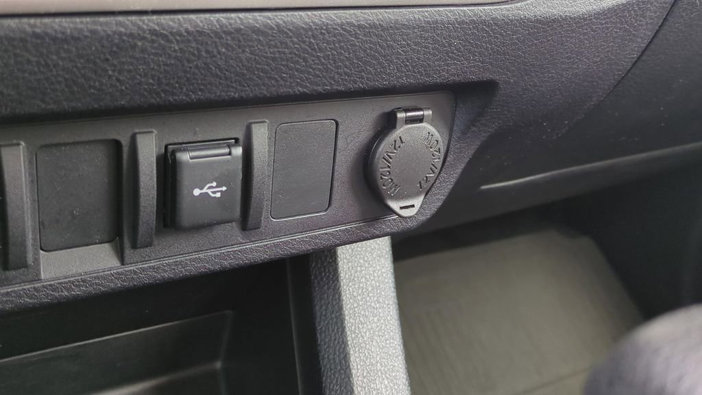 Used 2022 Toyota Tacoma SR image 23