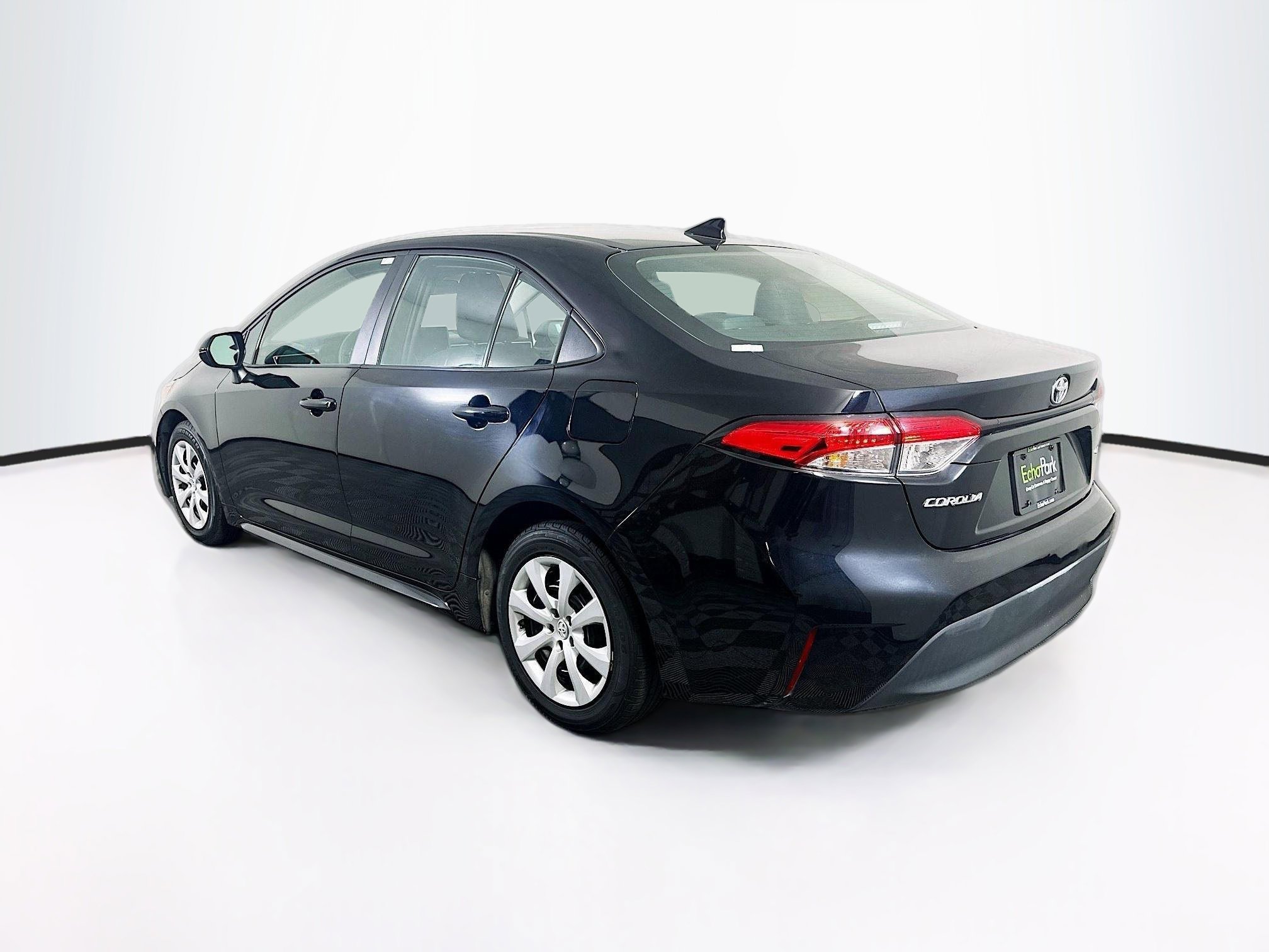 Used 2024 Toyota Corolla LE image 5