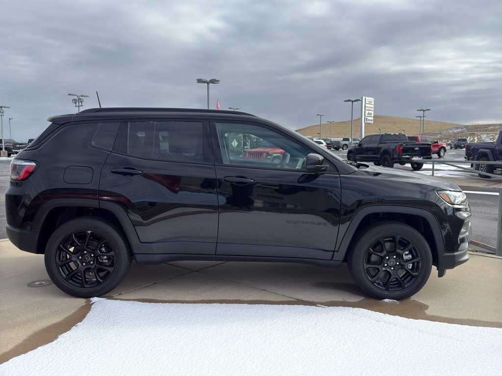 New 2026 Jeep Compass Latitude AWD/4WD image 4